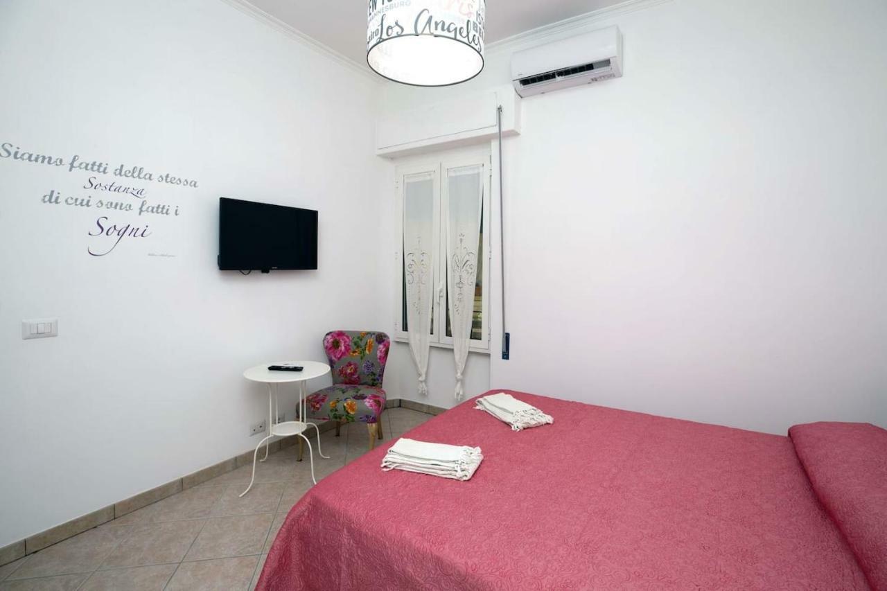 Apartamento Il Cortiletto Di Via Tuscolana Roma Exterior foto