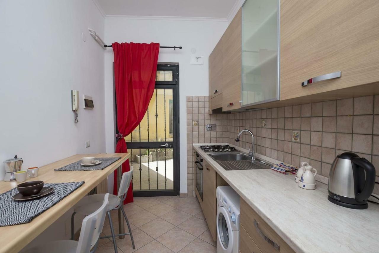 Apartamento Il Cortiletto Di Via Tuscolana Roma Exterior foto